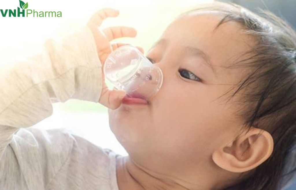Những lưu ý khi làm siro ho sổ mũi cho bé