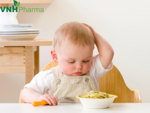 Biếng ăn bệnh lý ở trẻ và những điều ba mẹ nên biết