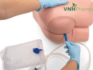 Trẻ bị táo bón có nên thụt không?